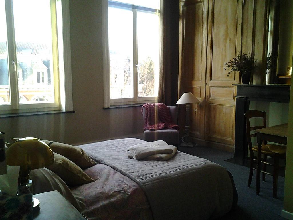 Bed and Breakfast La-Lilloise à Lille Chambre photo